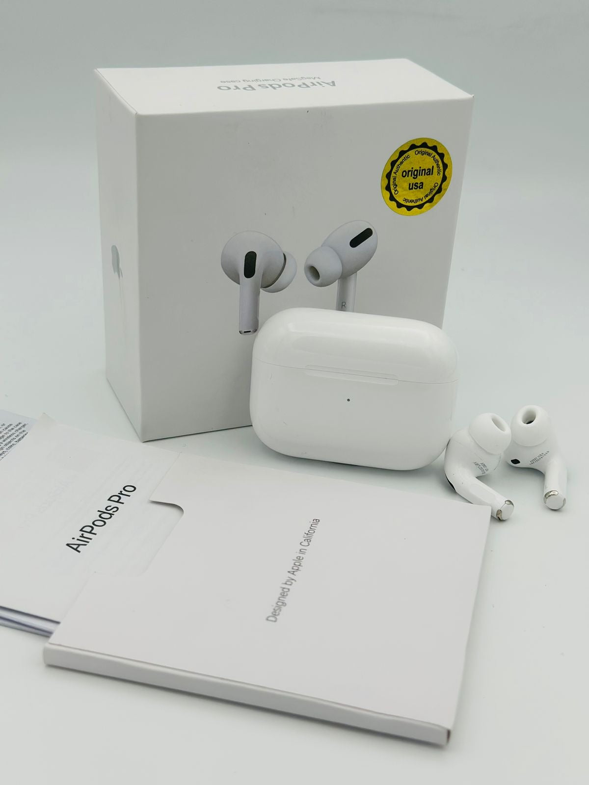 Apple AirPods Pro (2nd Gen) with MagSafe Charging Case – Enhanced Noise Cancellation & USB-C/MagSafe